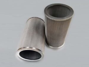 Pleated sintered metal fiber felt filter cartridges