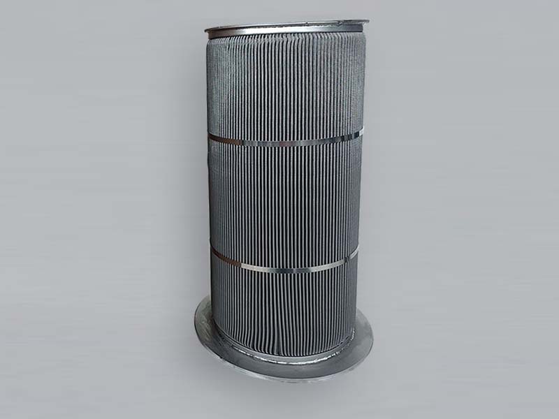 The pleated stainless steel filter cartridge is fixed by reinforced belt.