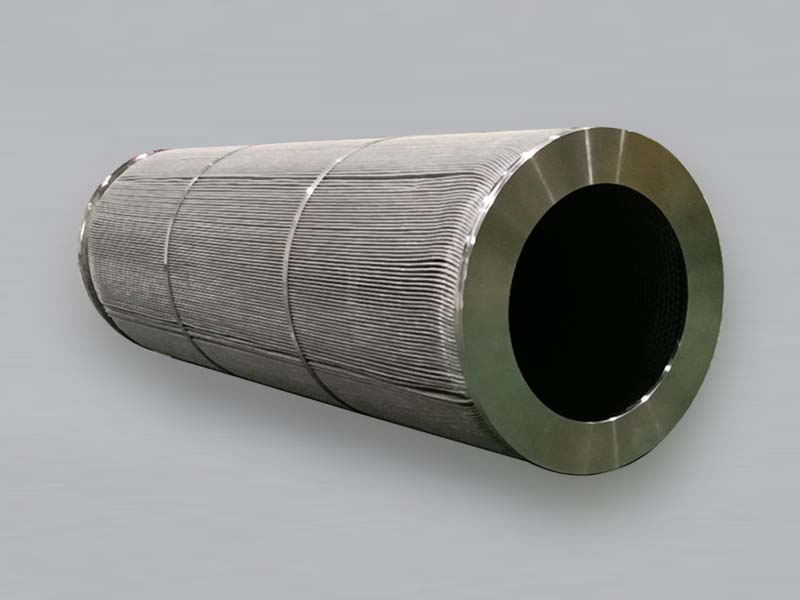 The stainless steel pleated filter cartridge is used for air filtration.