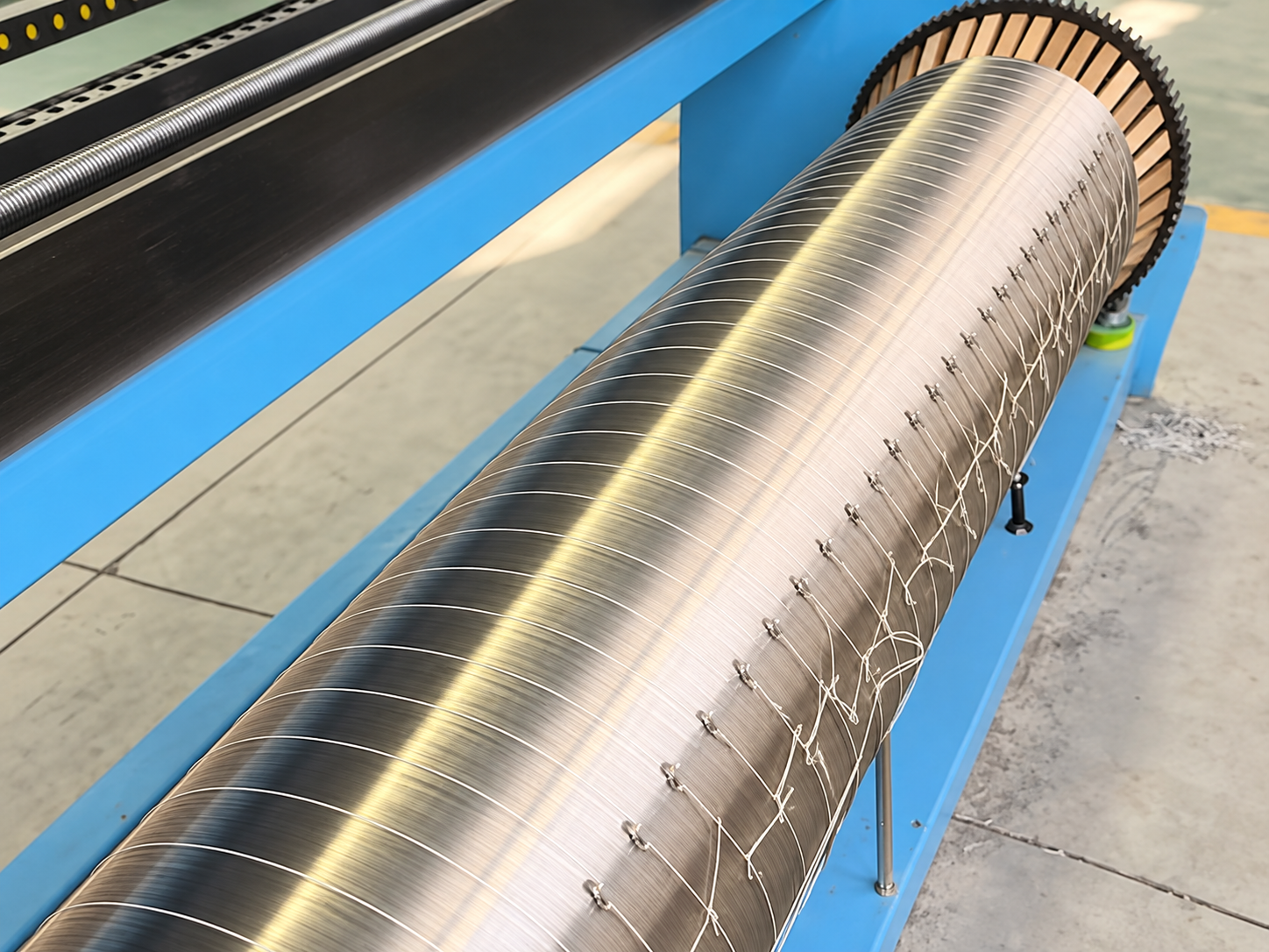 Nickel wire warping before weaving