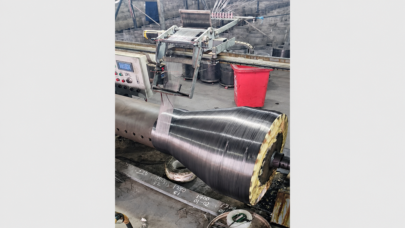 Workshop warping process for woven wire mesh production